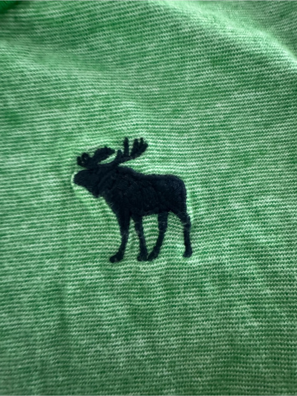 VINTAGE Abercrombie Men’s Muscle Tank
Size M Classic Moose - Picture 3 of 4